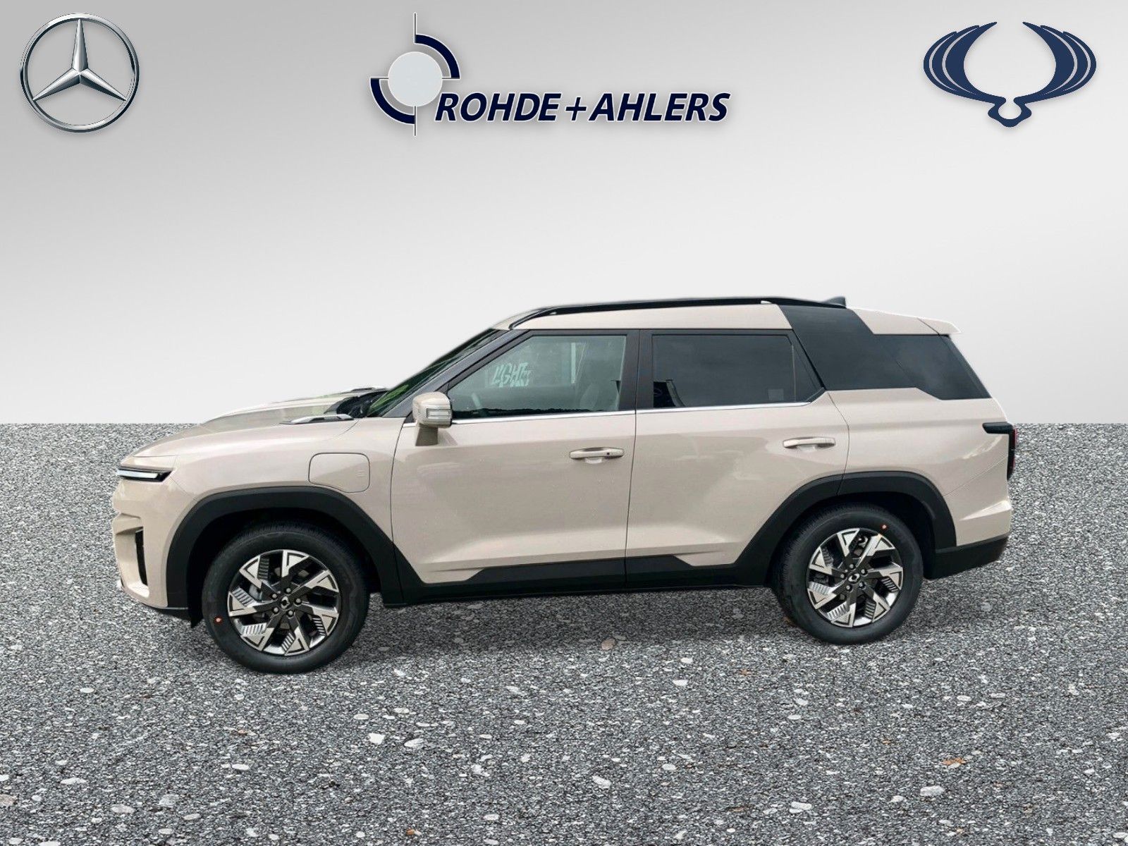 Fahrzeugabbildung Ssangyong Torres EVX PLATINUM WÄRMEPUMPE+NAVI+