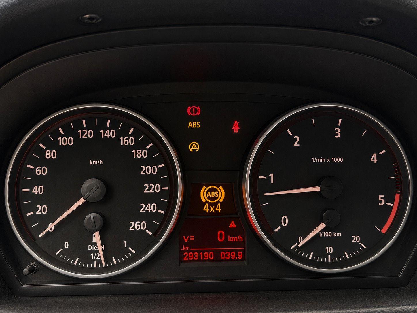 BMW 330 2006 — photo 10