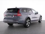 Volvo V60 Cross Country B4 AWD Plus+WINTERPAK+RFK+AHK - Volvo Gebrauchtwagen in Konstanz