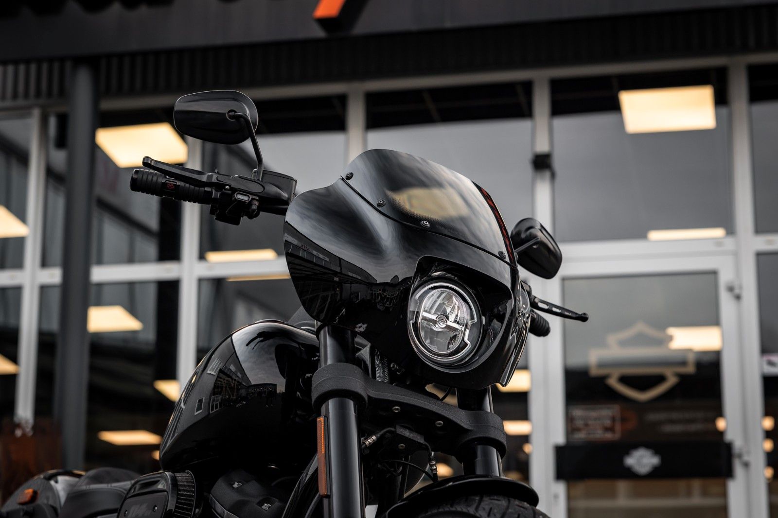 Fahrzeugabbildung Harley-Davidson LOW RIDER S FXLRS CLUBSTYLE - Jekill & Hyde