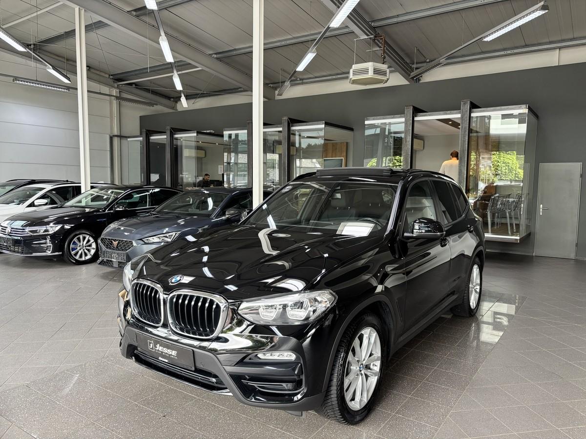 BMW X3  20d xDrive LED Pano Navi SHZ PDC 