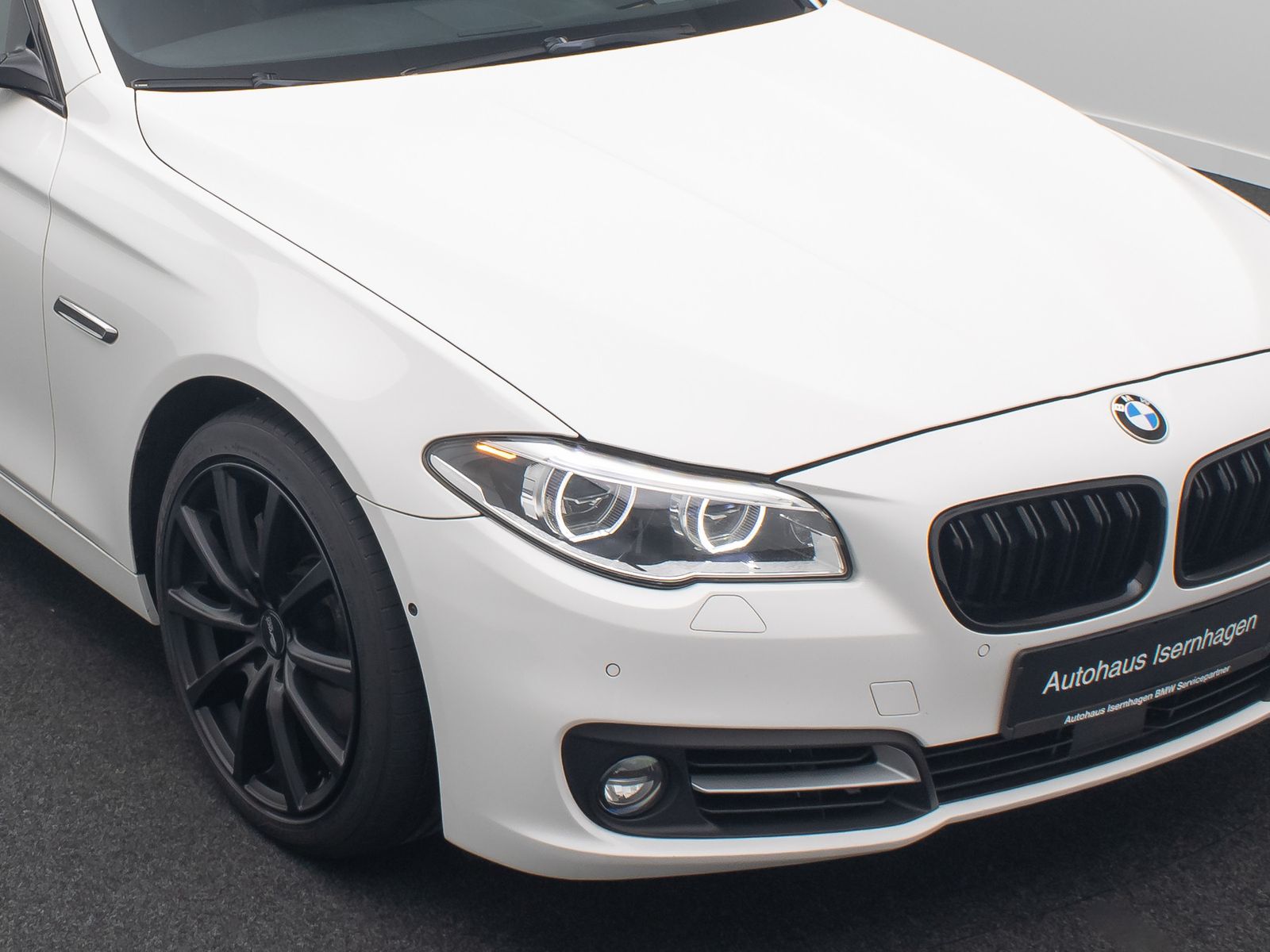 Fahrzeugabbildung BMW 535i Activehybrid5 HUD DAB H/K 360&deg;Sport SoftCl