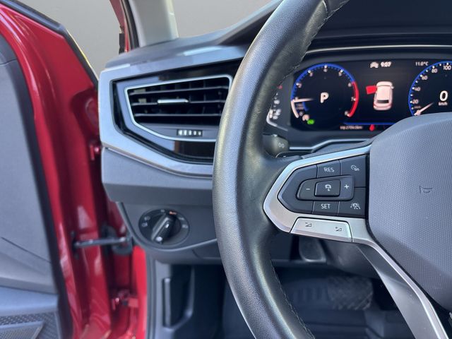 Polo VI Style *LED/Blendfreies Fernl/Apple CarPl