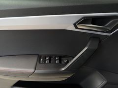 Fahrzeugabbildung Seat Ibiza FR Pro Black Edition--Design/XL/Pano/18LM