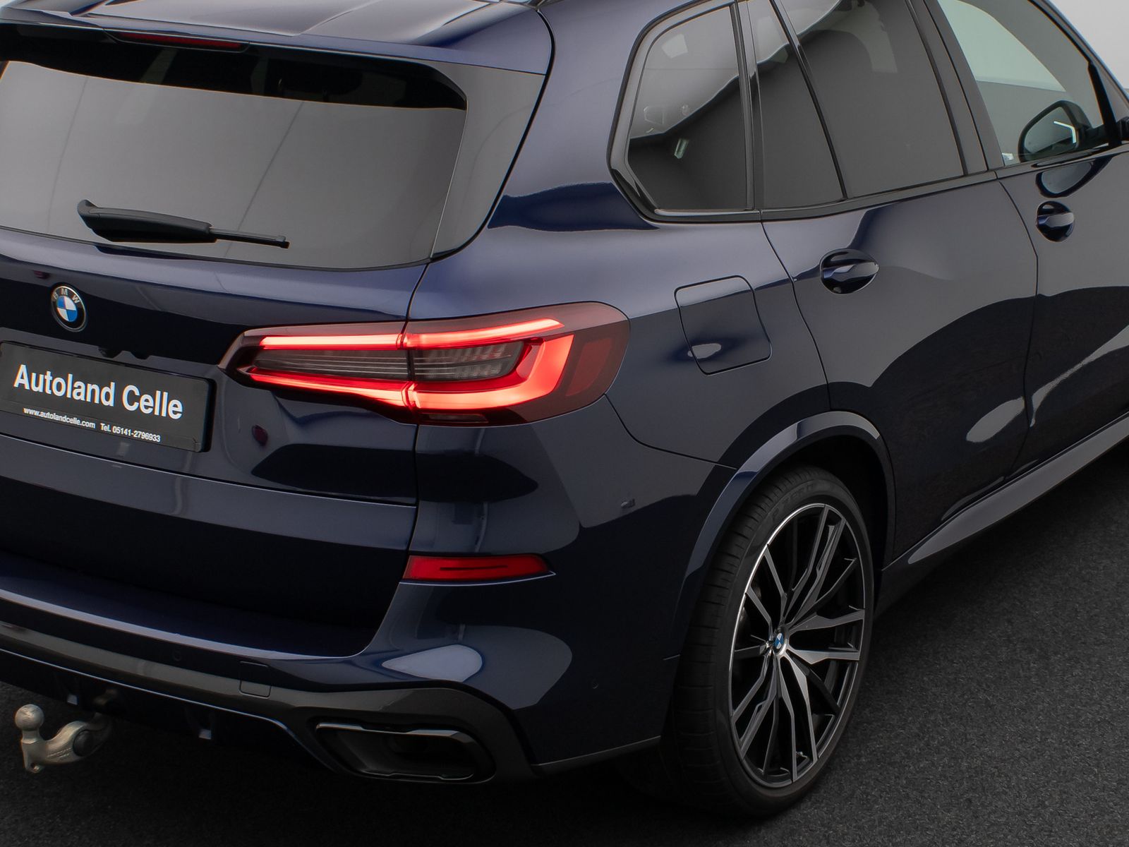 Fahrzeugabbildung BMW X5 M50i Panorama 360° DAB H/K AHK Komfort 22Zoll