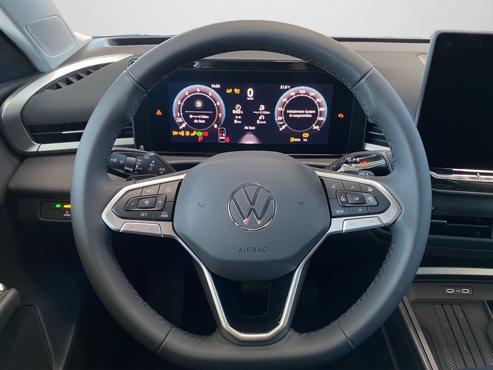Volkswagen T-Roc - Bild 11