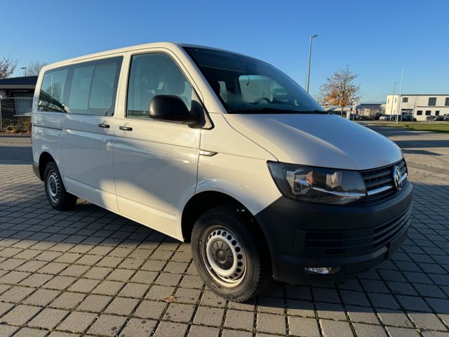 Volkswagen T6 Transporter Bus Caravelle Trendline 9 Sitze