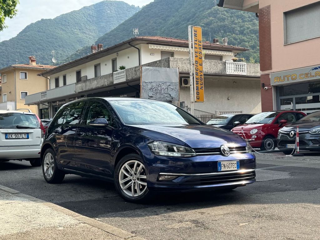 Image of Volkswagen Golf