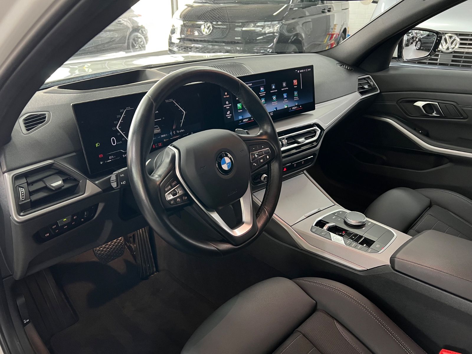 BMW 318 d Touring AHK+DA+ACC+HuD+KEYLESS+PARK ASSIST foto 25