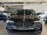 BMW 520i Sport Line Touring Aut. LED NAVI LEDER - BMW 520 mit Benzin-Antrieb: Automatik