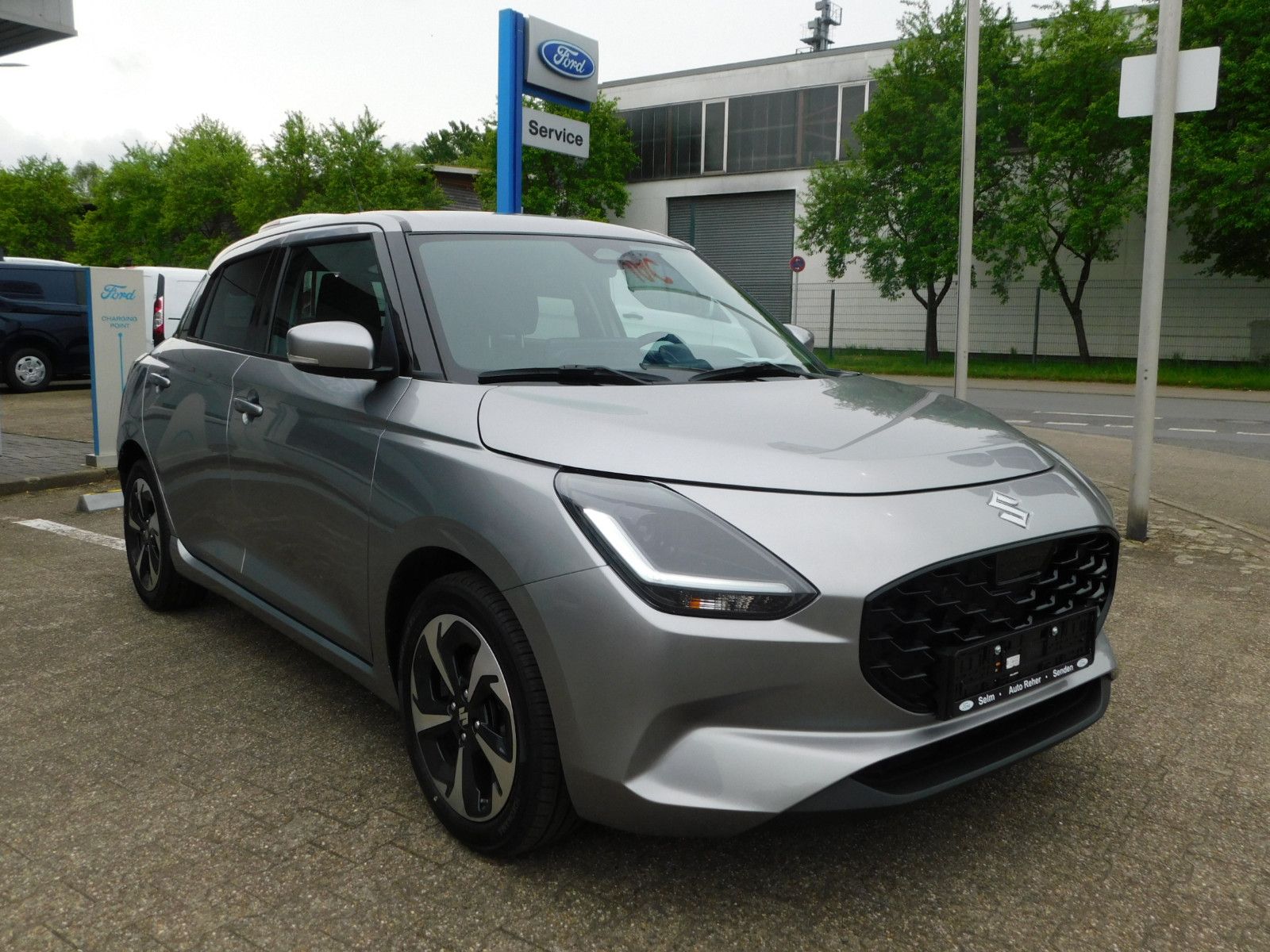SUZUKI Swift