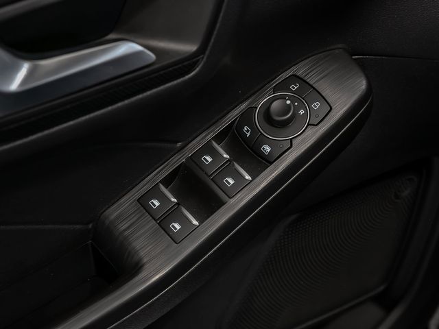 Ford Kuga 2.5 PHEV ST-Line X LED Navi DAB Kamera ACC