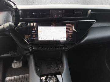 Alfa Romeo Junior Ibrida MATRIX NAVI KAMERA