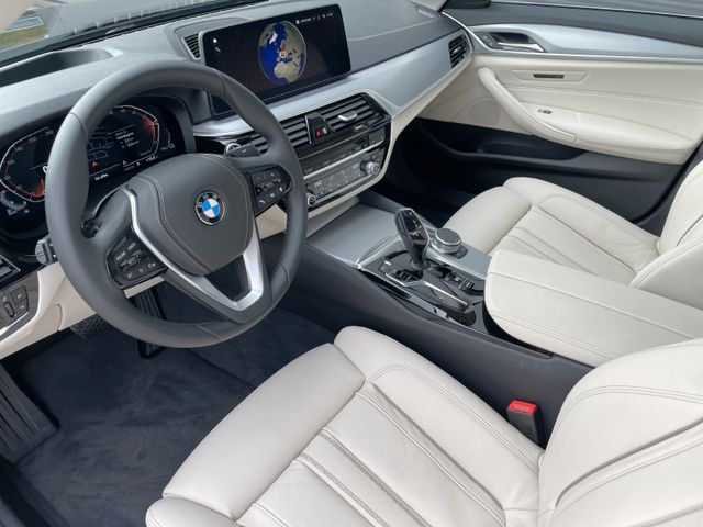 BMW 520d Lim.Sunroof*Laser*Navi*HUD*DAB*