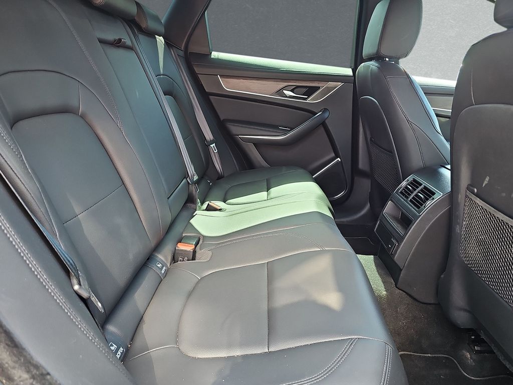 Jaguar F-Pace P400e AWD