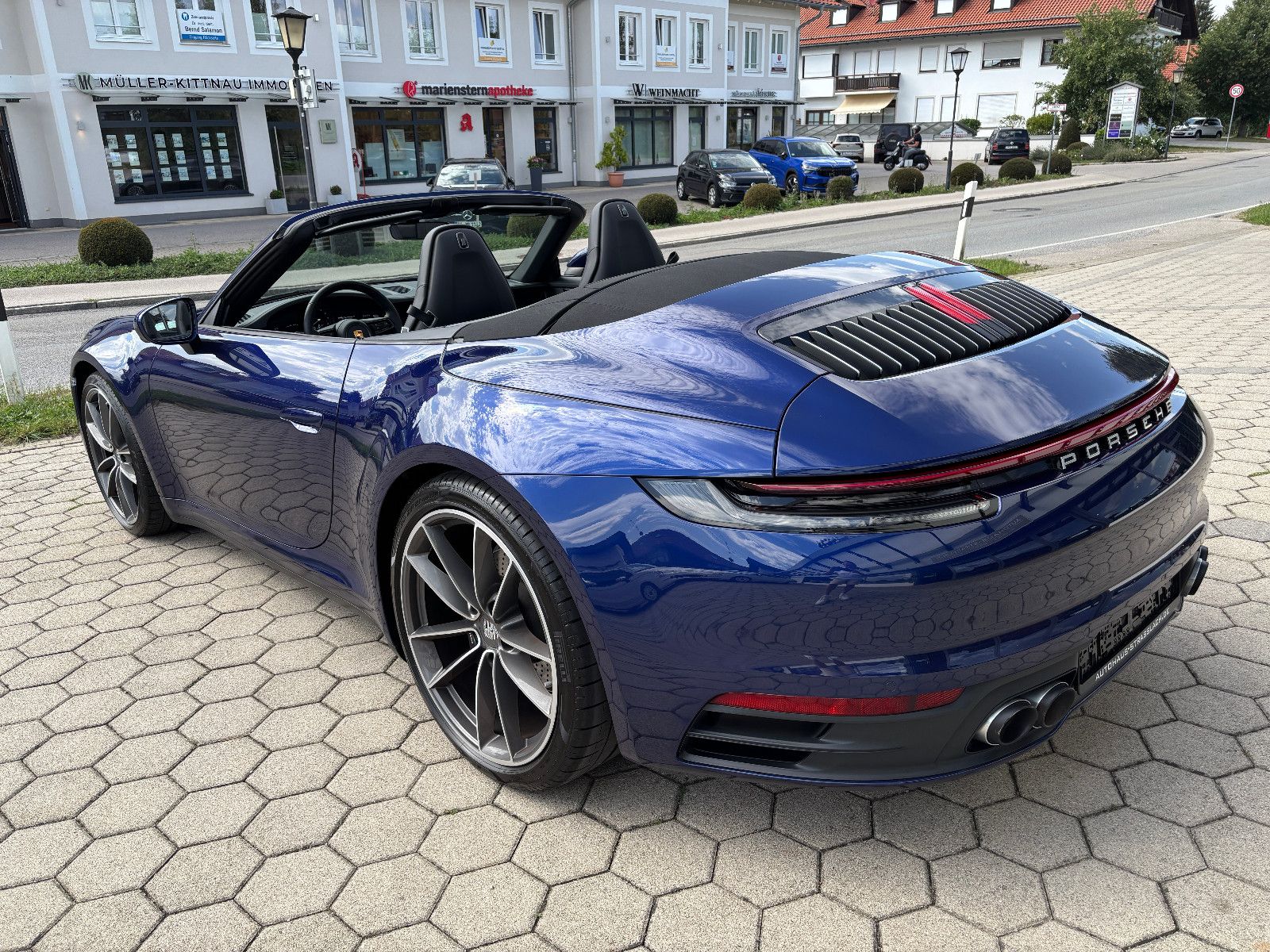 Porsche 992 911 CARRARA 4 CABRIO INNO SURROUND SITZBEL. foto 3