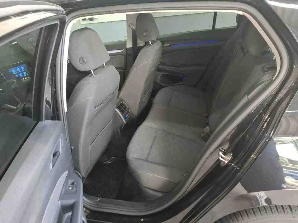 Volkswagen Golf - Bild 9