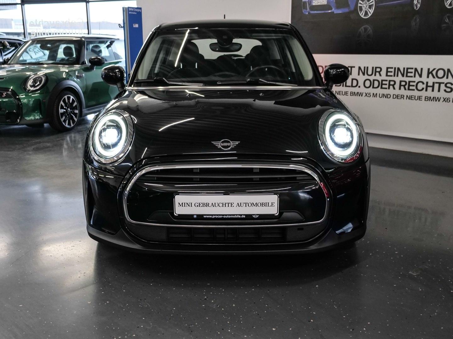 MINI Cooper Essential Trim Aut LED Driveass PDChi