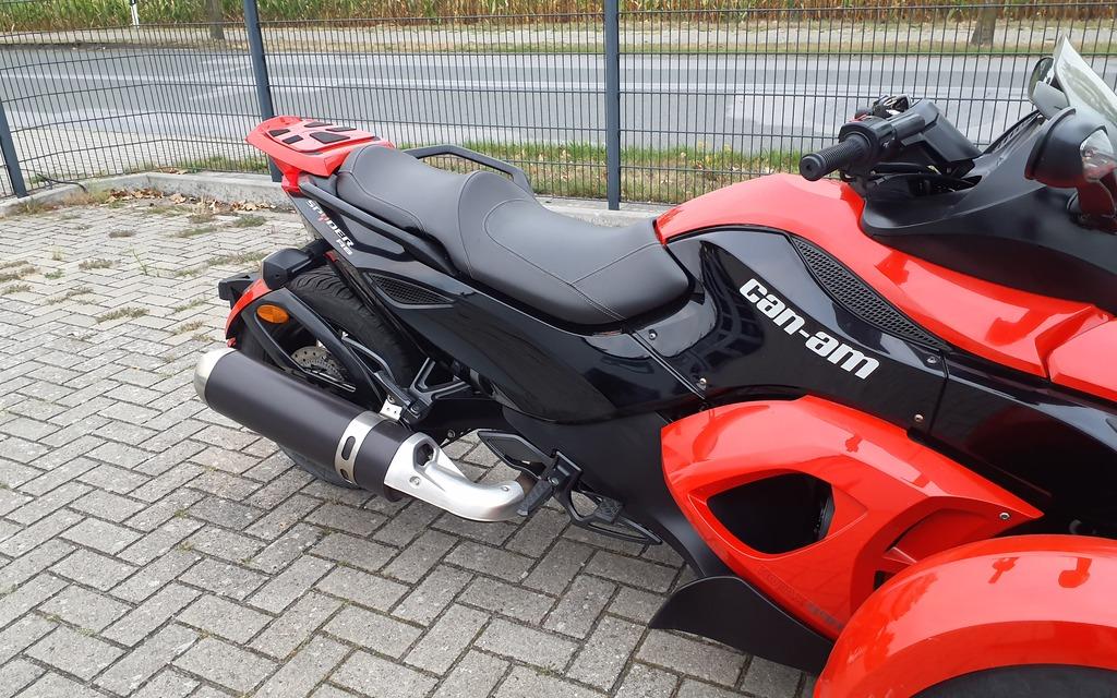 Can-Am Spyder 2012 — photo 5
