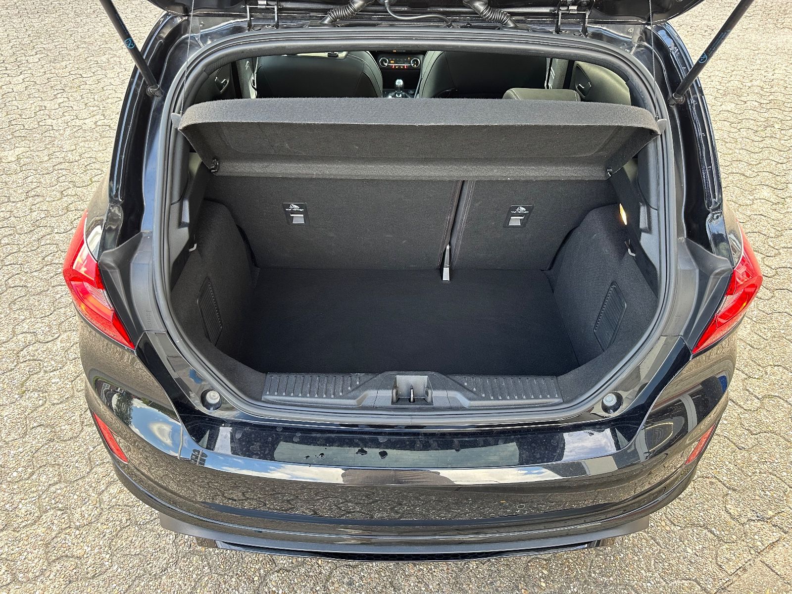Fahrzeugabbildung Ford Fiesta 1.5 EB ST Leder-Exclusiv/Pano/LED