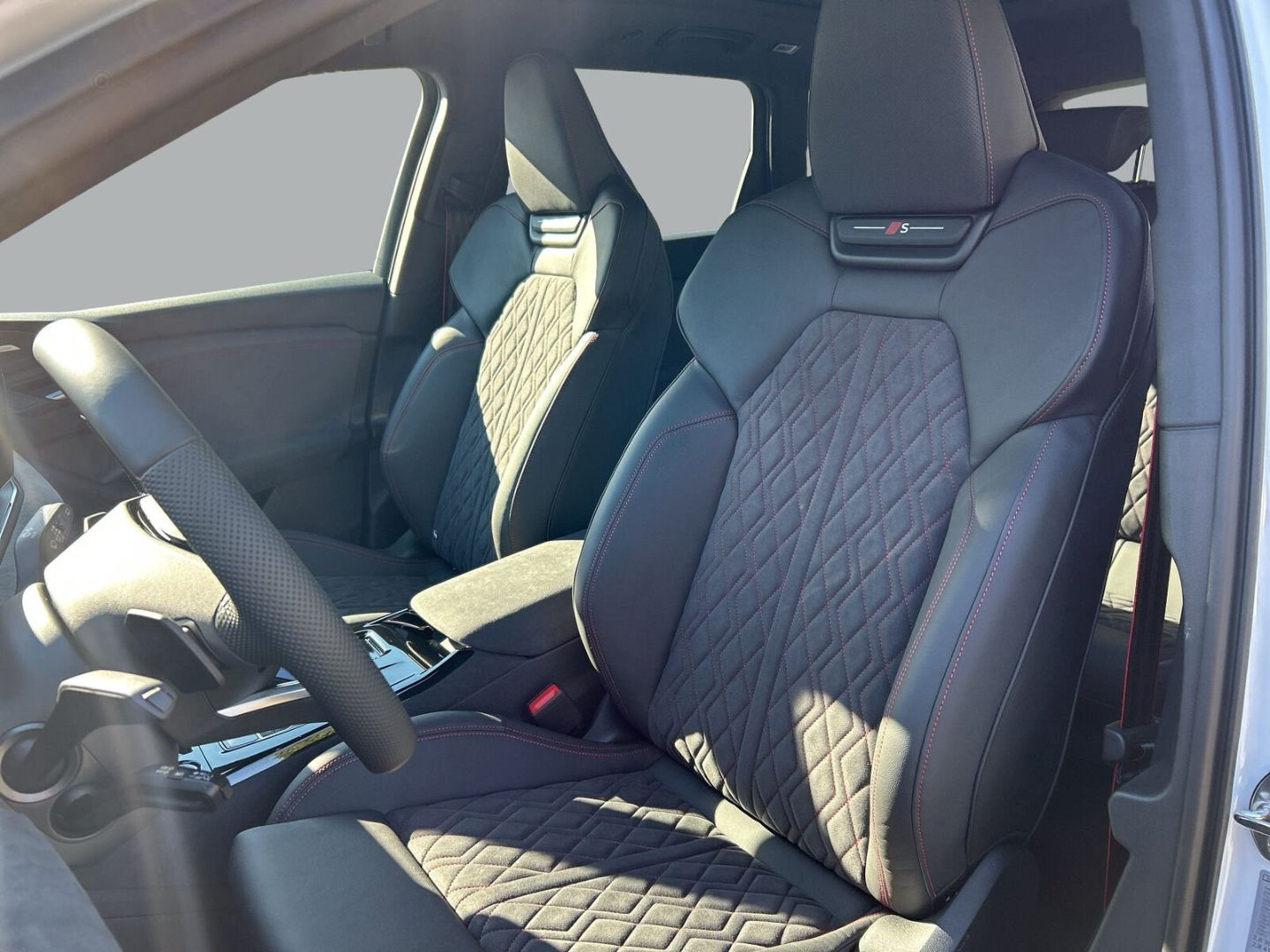 Audi Q6 e-tron SUV PERFORMANCE LED PANO HUD TECHP AHK foto 11