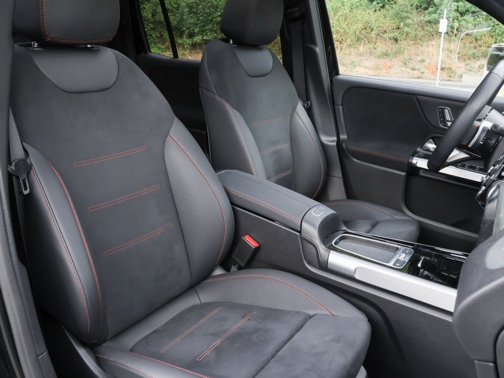 Mercedes-Benz EQB 250 AMG-Sport Pano 7.Sitzer Memo Night Dist foto 5