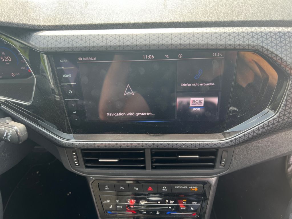 Fahrzeugabbildung Volkswagen T-Cross 1.0 TSI OPF DSG Style