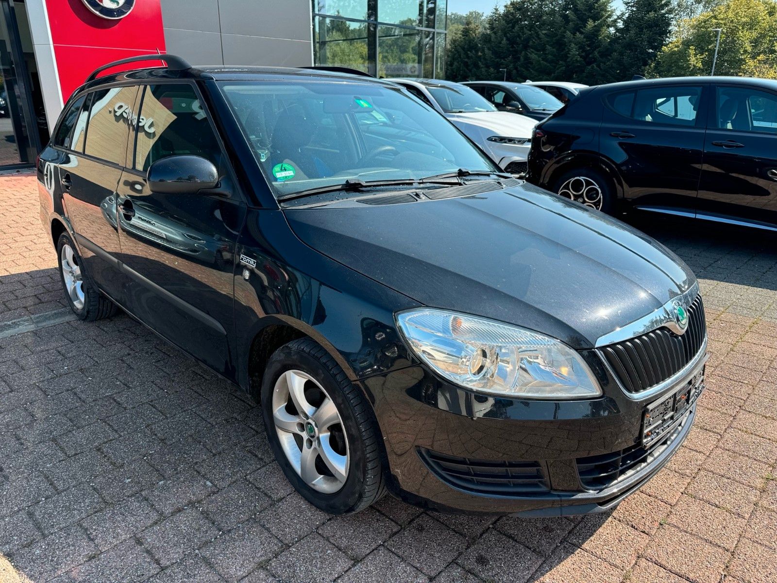 Fahrzeugabbildung SKODA Fabia Combi Family SKODA FABIA 5J PDC TEMPOMAT