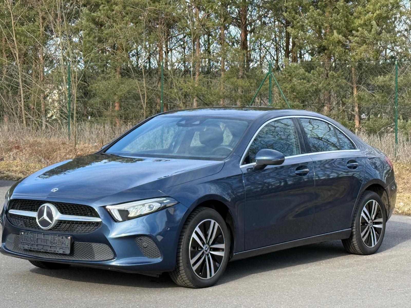 Mercedes-Benz A 250e Automatik Led Teilleder Kamera Teilleder