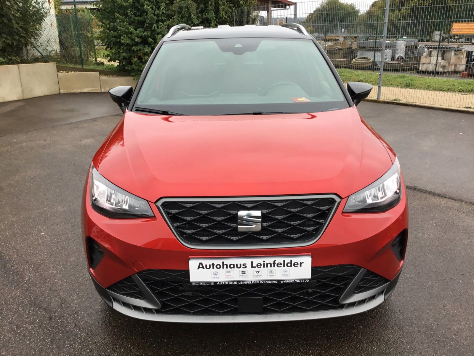 Fahrzeugabbildung SEAT Arona FR 1.5 TSI DSG+AHK+ACC+17"+Navi+Kamera