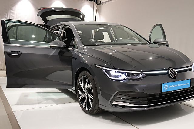 Golf VIII 2.0 TSI DSG Style LED Plus KAMERA NAVI