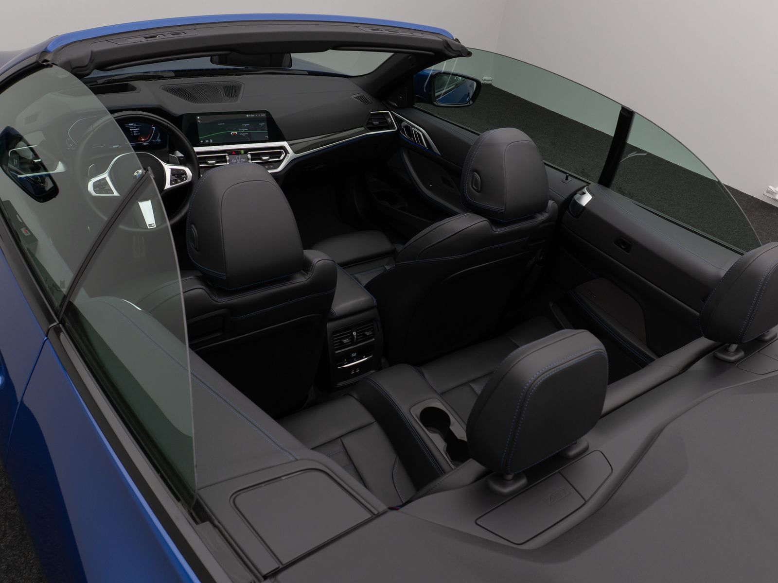 Fahrzeugabbildung BMW M440i xD Laser Kamera HUD DAB H/K Komfort 19Zoll