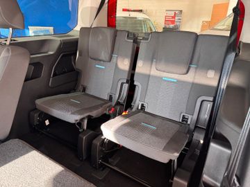 Ford Grand Tourneo Connect Active