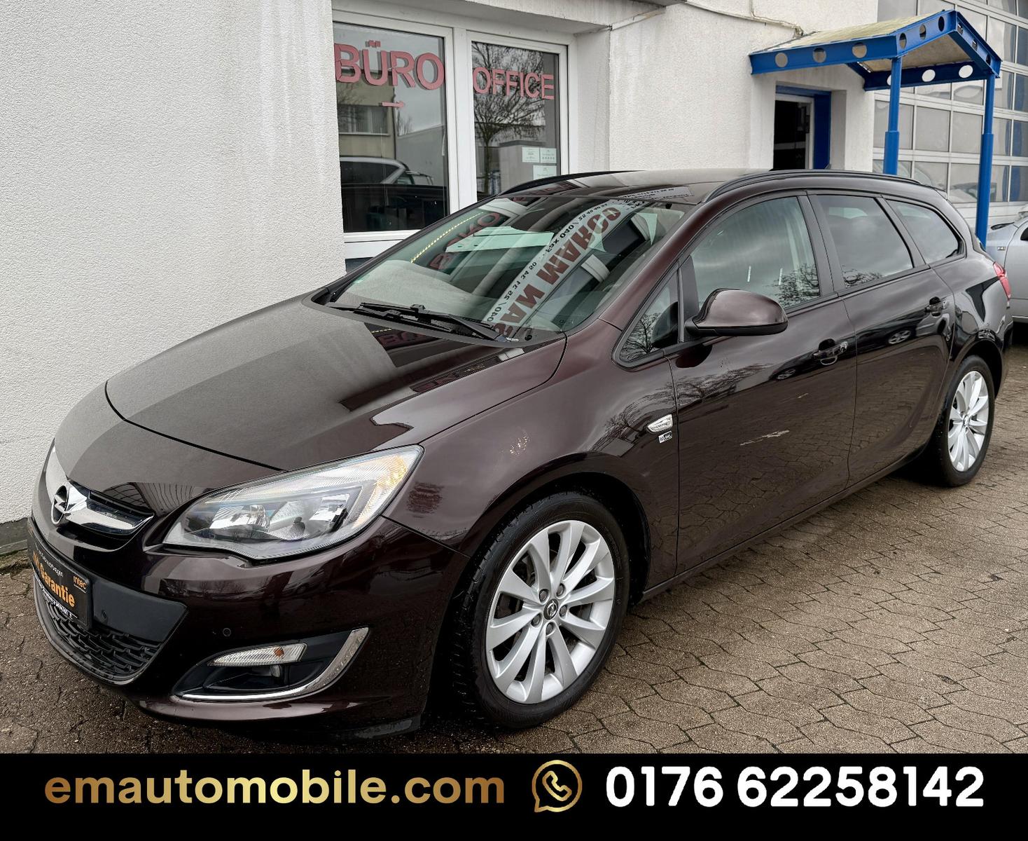 Opel Astra 2012 — photo 5