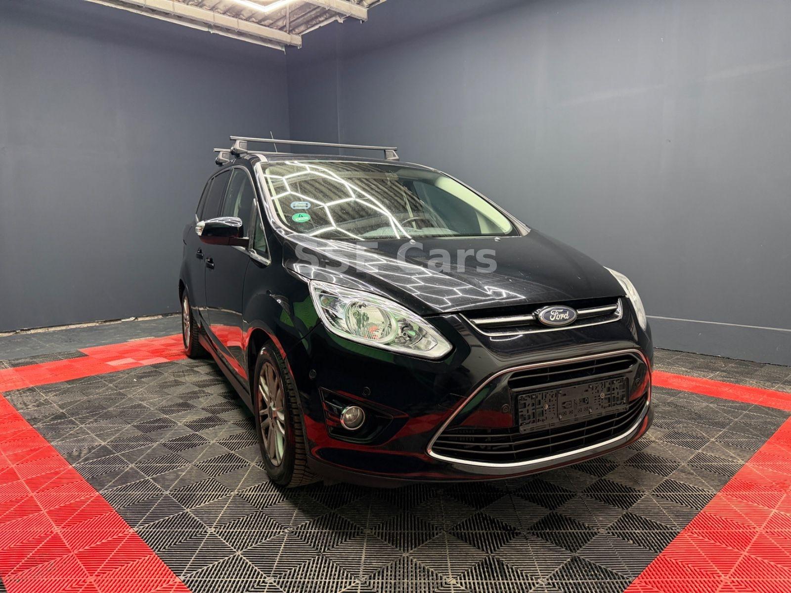 Ford Grand C-Max Titanium *6Sitzer*