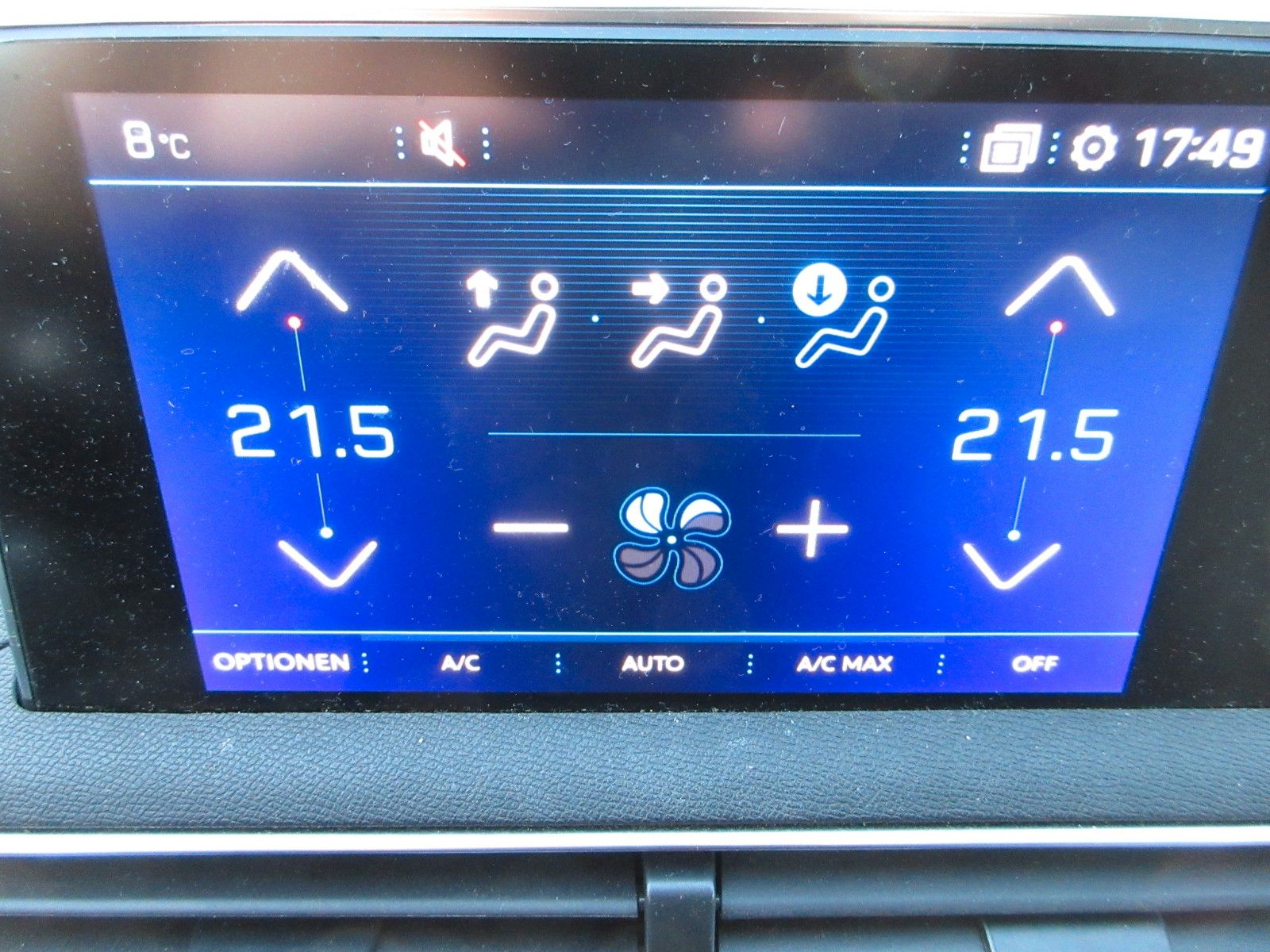 Fahrzeugabbildung Peugeot 5008 GT-LINE 1.5D LED/SHZ/VOLLLEDER/360°CAM