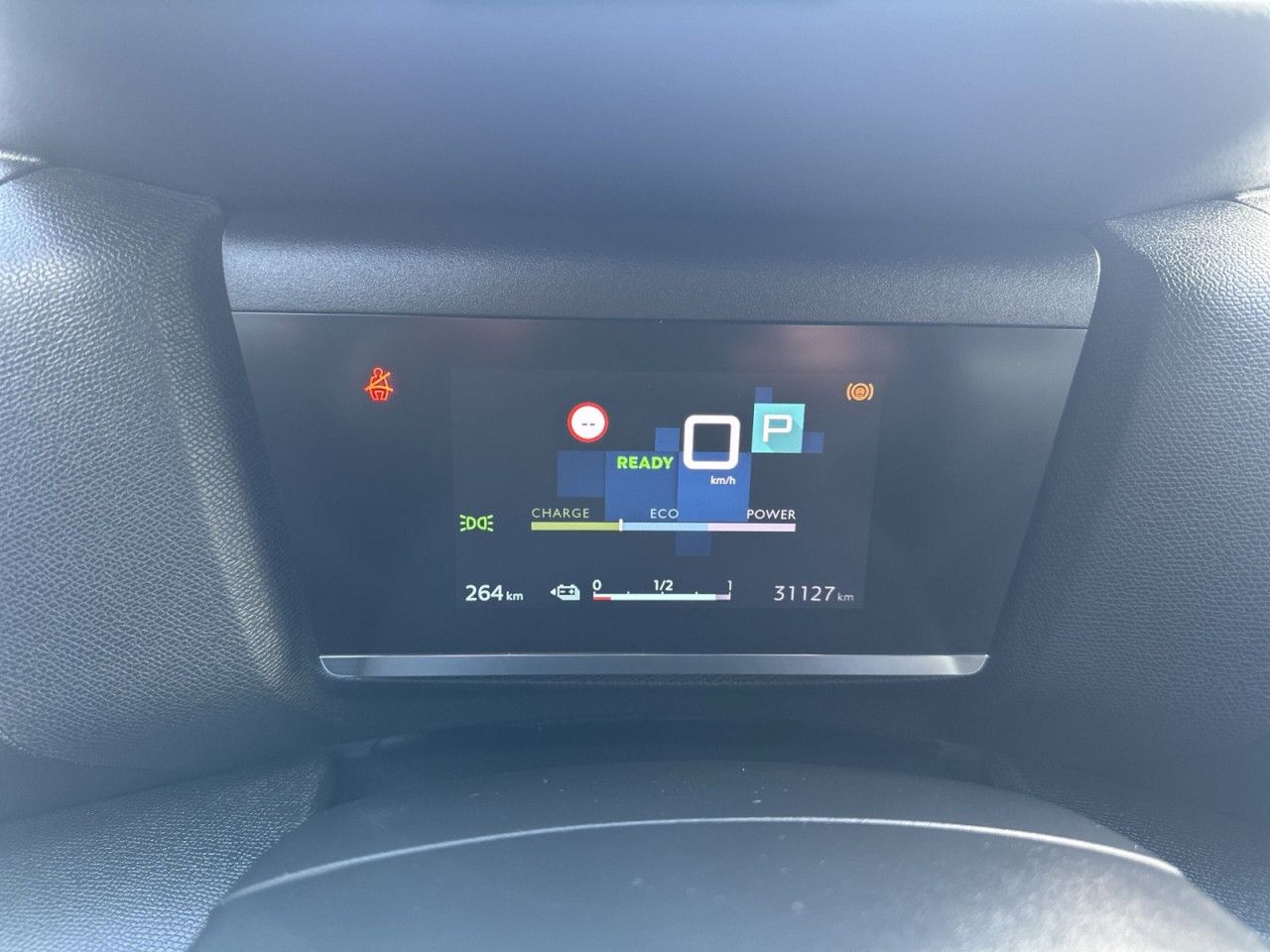 Fahrzeugabbildung Citroën ë-C4 Feel