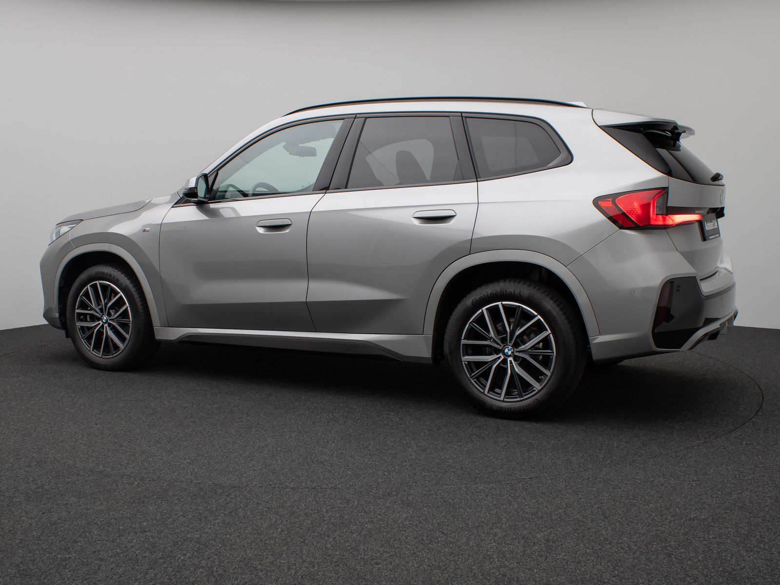 Fahrzeugabbildung BMW X1 sD20i M Sport Panorama Kamera DAB H/K Komfort