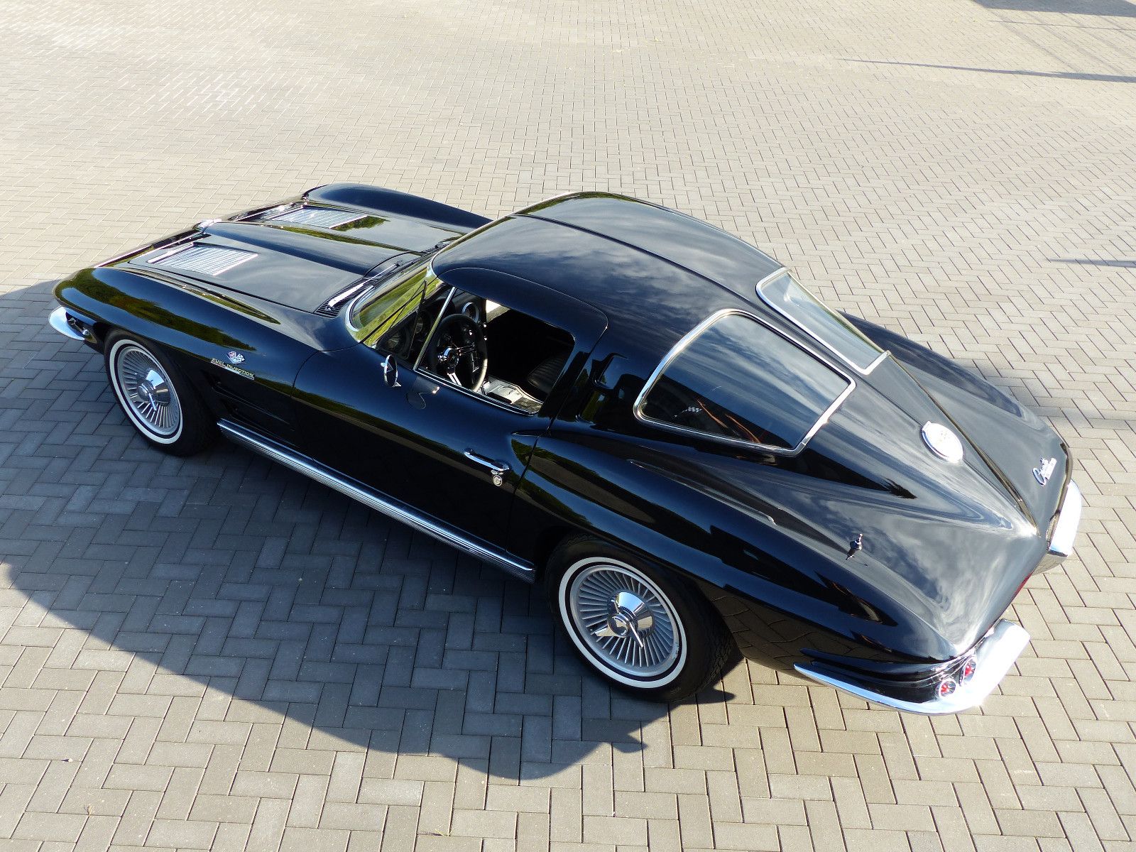 Fahrzeugabbildung Corvette Stingray Splitwindow orig.Fuel Injection