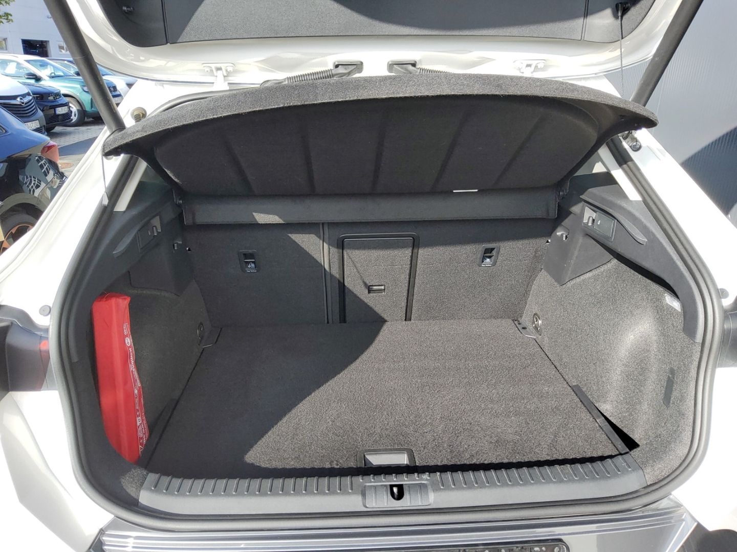 Fahrzeugabbildung CUPRA Formentor LED SHZ ACC PDC 360Grad Navi Keyless C