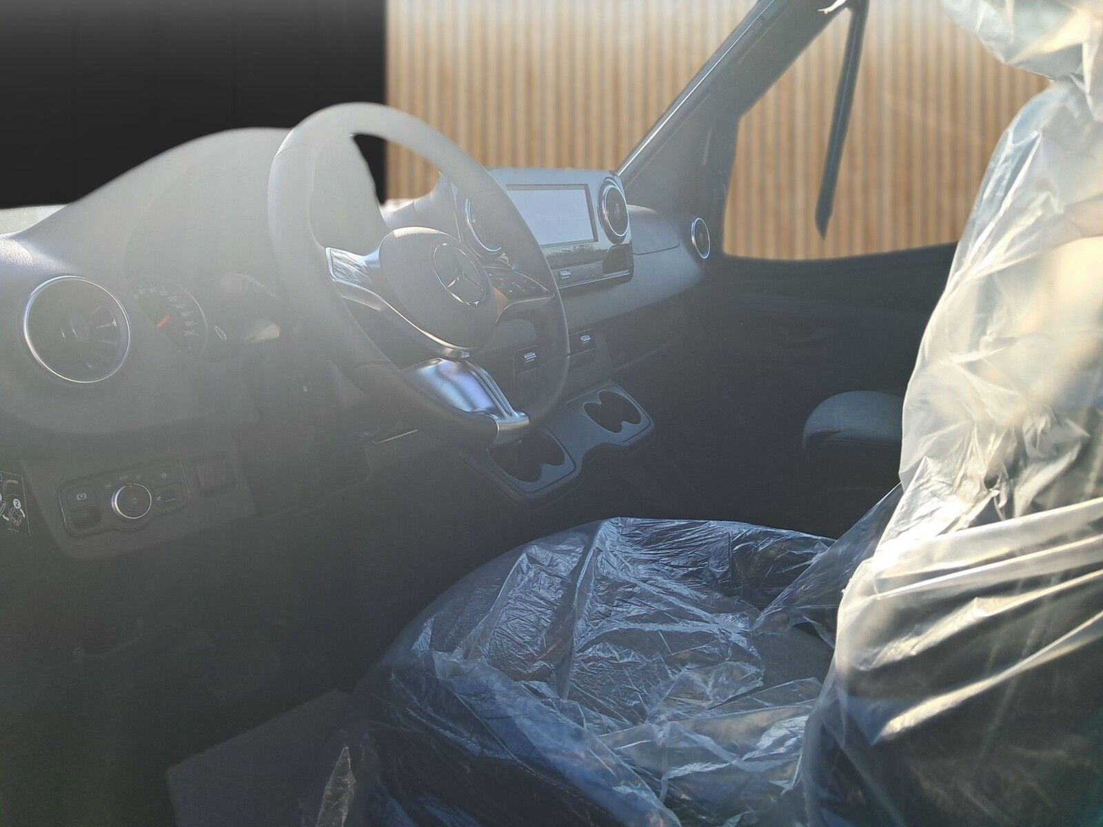 Fahrzeugabbildung Pössl Roadstar X Mercedes 190 PS Solar, Dachklima,