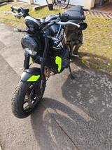 Triumph Trident 660 incl. Heckumbau & viel Zubehör - TRIUMPH TRIDENT
