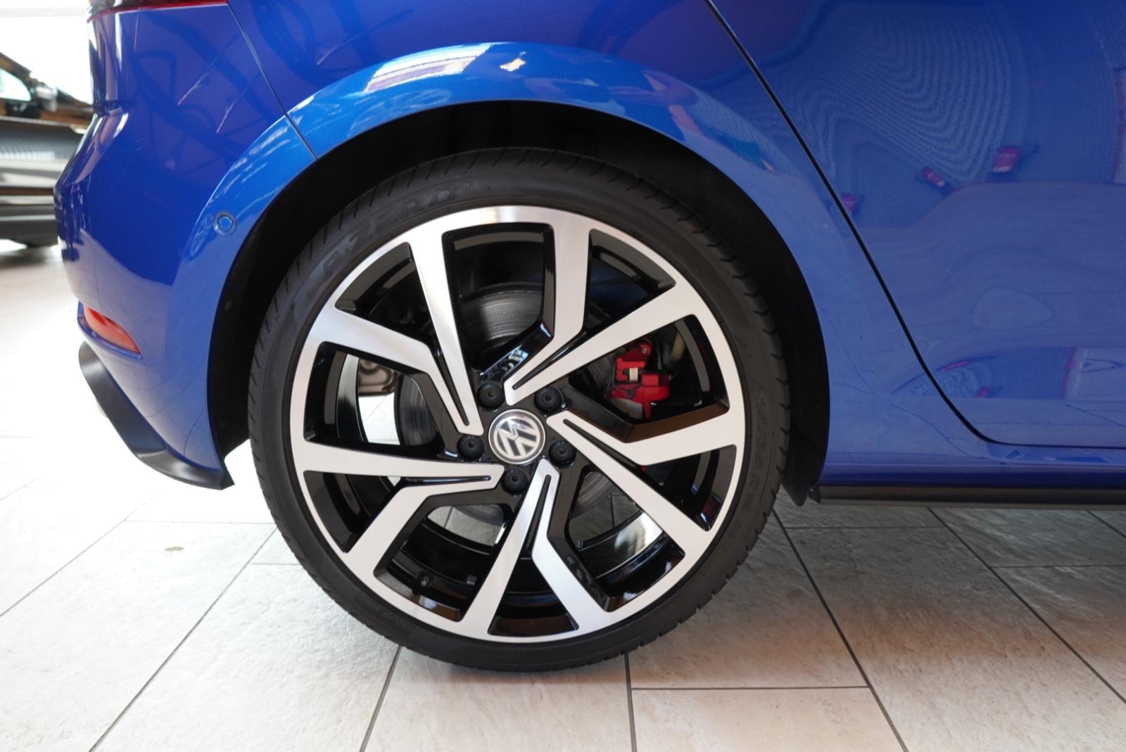 Volkswagen Golf VII Lim. *GTI Performance*ACC*AHK*DigitalCo