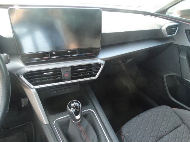 SEAT Leon Leon FR 1.0 TSI – Bild 14 von 18