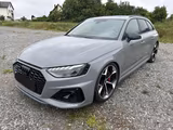 Audi RS4 AVANT COMPETITION+ BLACK ACC/PANO/RS-SCHALE - Audi RS4 mit 5 Türen
