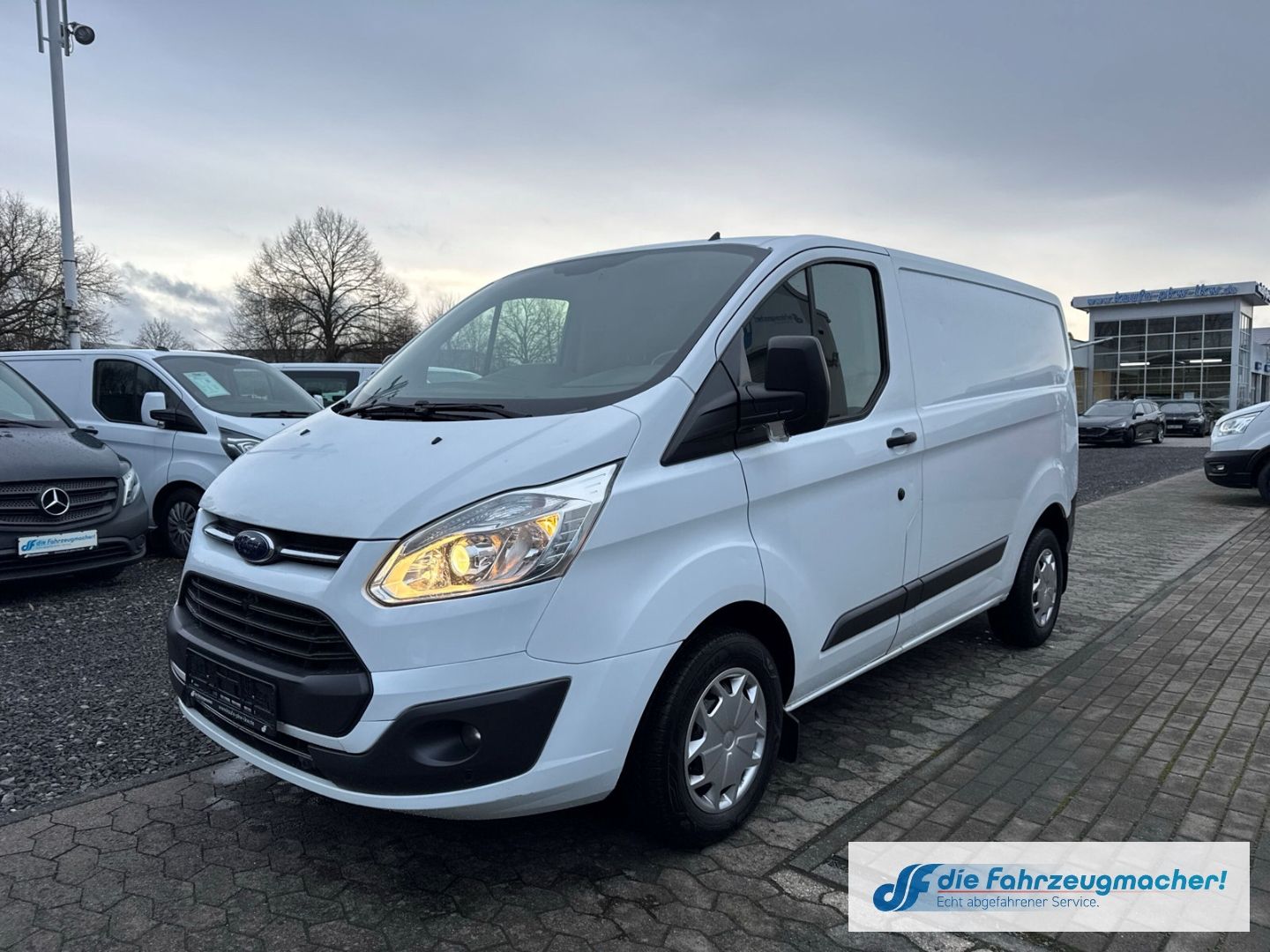 Fahrzeugabbildung Ford Transit Custom Kasten 290 L1 Trend 2.0 TDCi *EXP