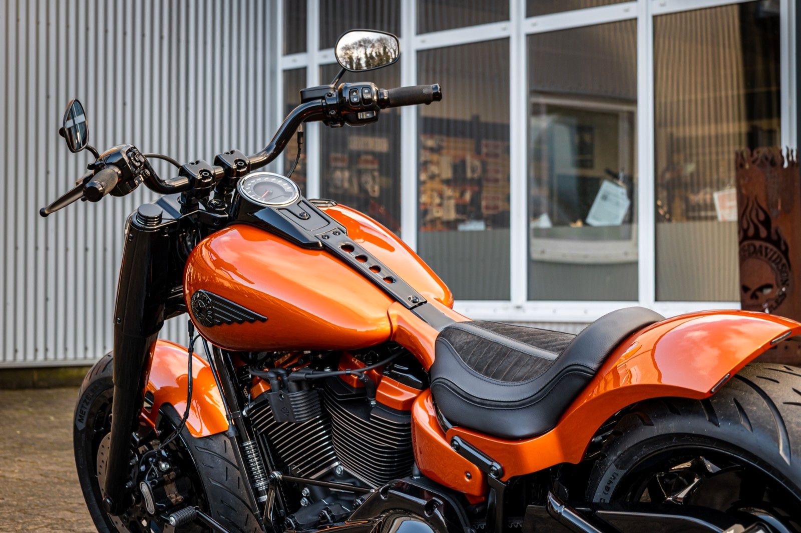 Fahrzeugabbildung Harley-Davidson DARK BOY FLFBS BLACK 117 MY25-H-D Kiel Custom