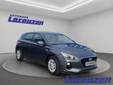 Hyundai i30 1.6 CRDi 95 PS Spurhalteass. Fernlichtass. T - Hyundai i30 mit Diesel-Antrieb