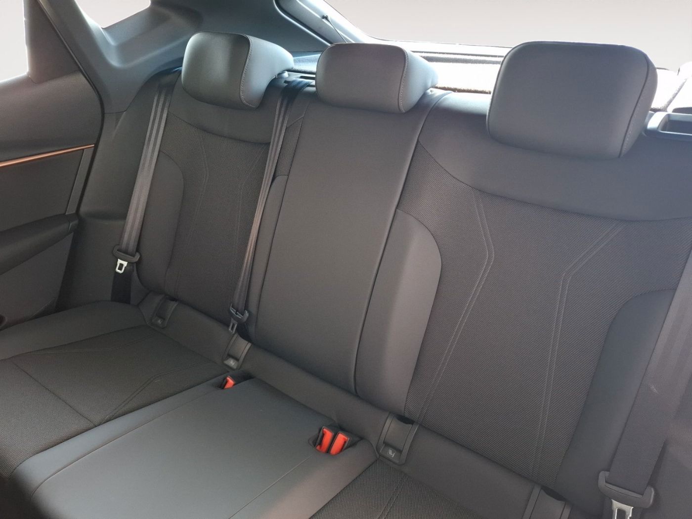 Cupra Tavascan - Bild 8