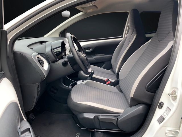 Toyota Aygo (X)